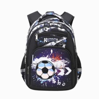 Cartable CM2 pour garçon noir avec un motif de ballon de foot sur fond blanc