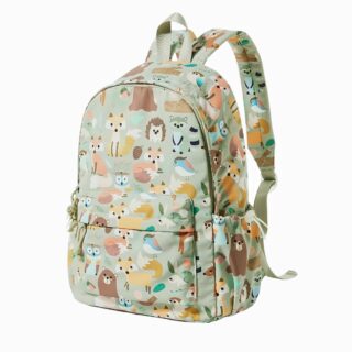 Cartable sac à dos 38 cm animaux de la forêt vert avec des renards, des hiboux et ours imprimés sur le sac. Des poches avec élastiques sur les côtés. Sur fond gris clair.