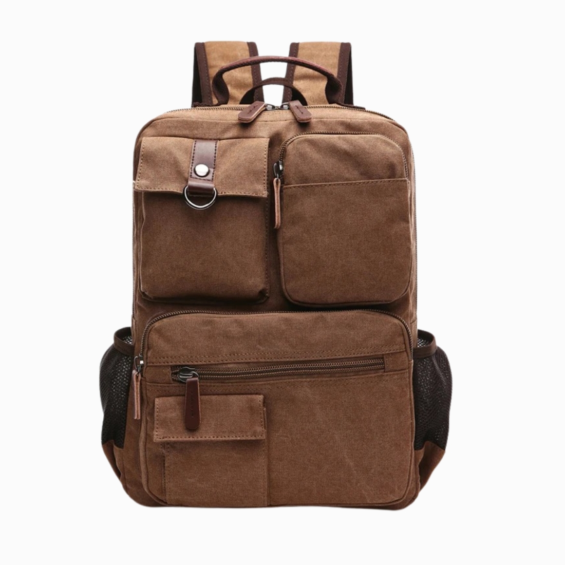 Cartable homme en tissu marron multiples poches style militaire. Sur fond gris clair.