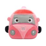 Cartable sac à dos en peluche en forme de voiture rose pour les petites filles de maternelle sur fond blanc