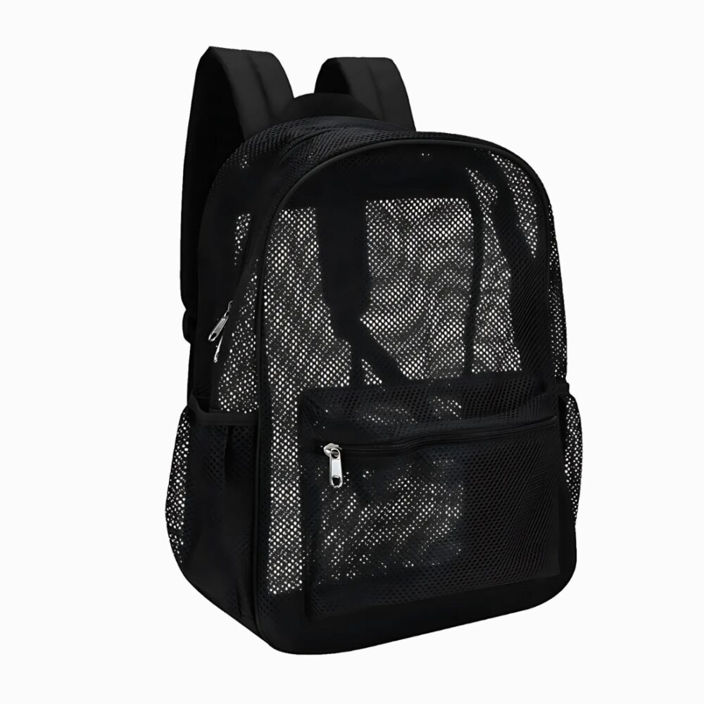 Cartable sac à dos noir en maille transparente avec un espace principal et une poche à l'avant. Sur fond gris clair.