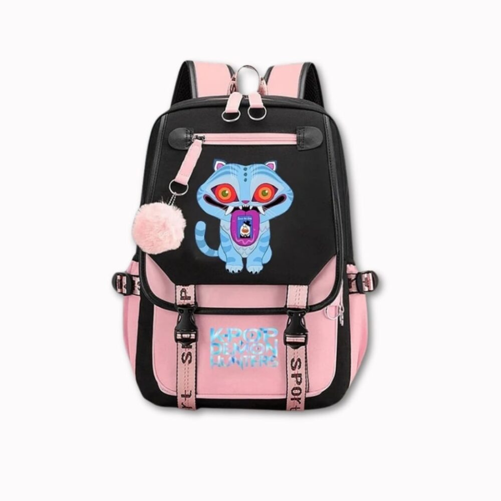 Cartable Kpop Demon Hunters noir et rose à pompon, sur fond gris
