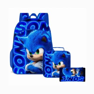 Un cartable Sonic avec trousse assortie bleu, avec le personnage Sonic devant, un petit sac et une trousse à fond blanc.