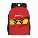 Un cartable Ninjago rouge Kai avec le visage d'un ninja, rouge et noir, sur fond blanc.