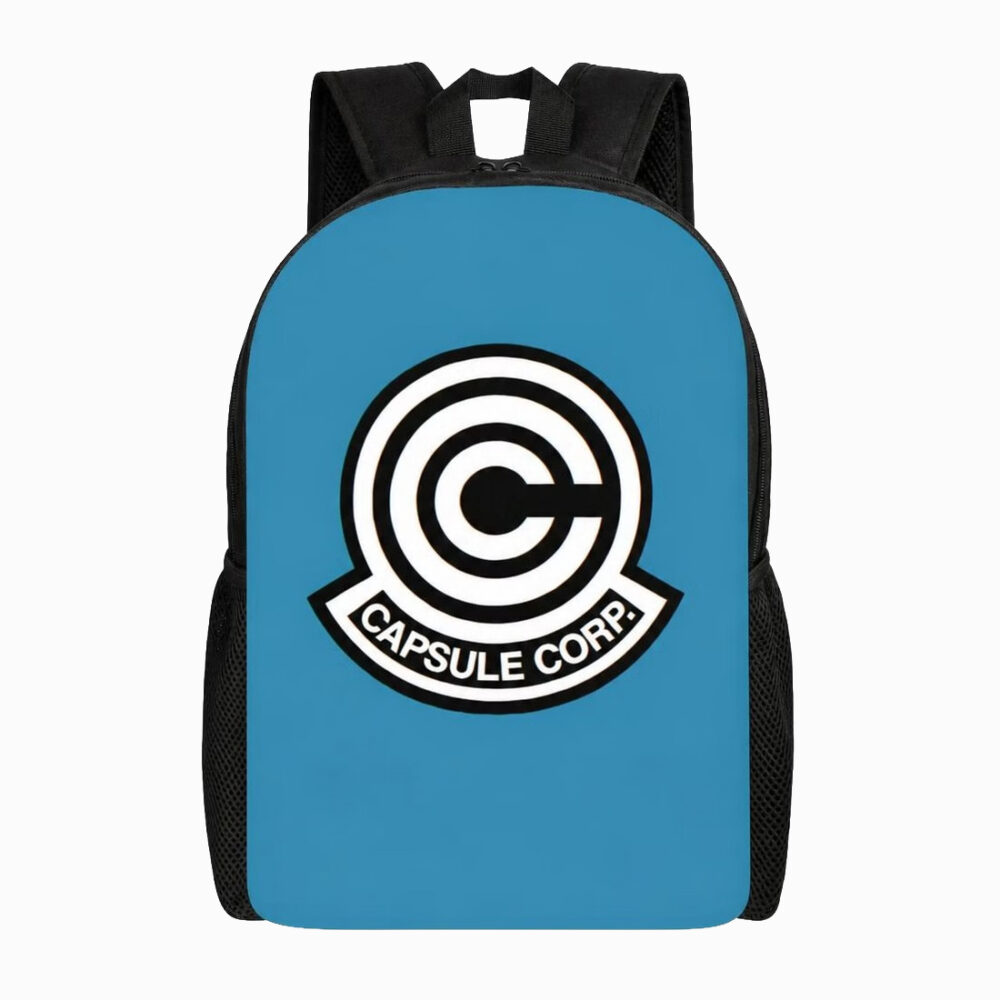 Un cartable Dragon Ball Z Capsule Corp bleu avec le logo blanc et noir au centre, sur fond blanc.